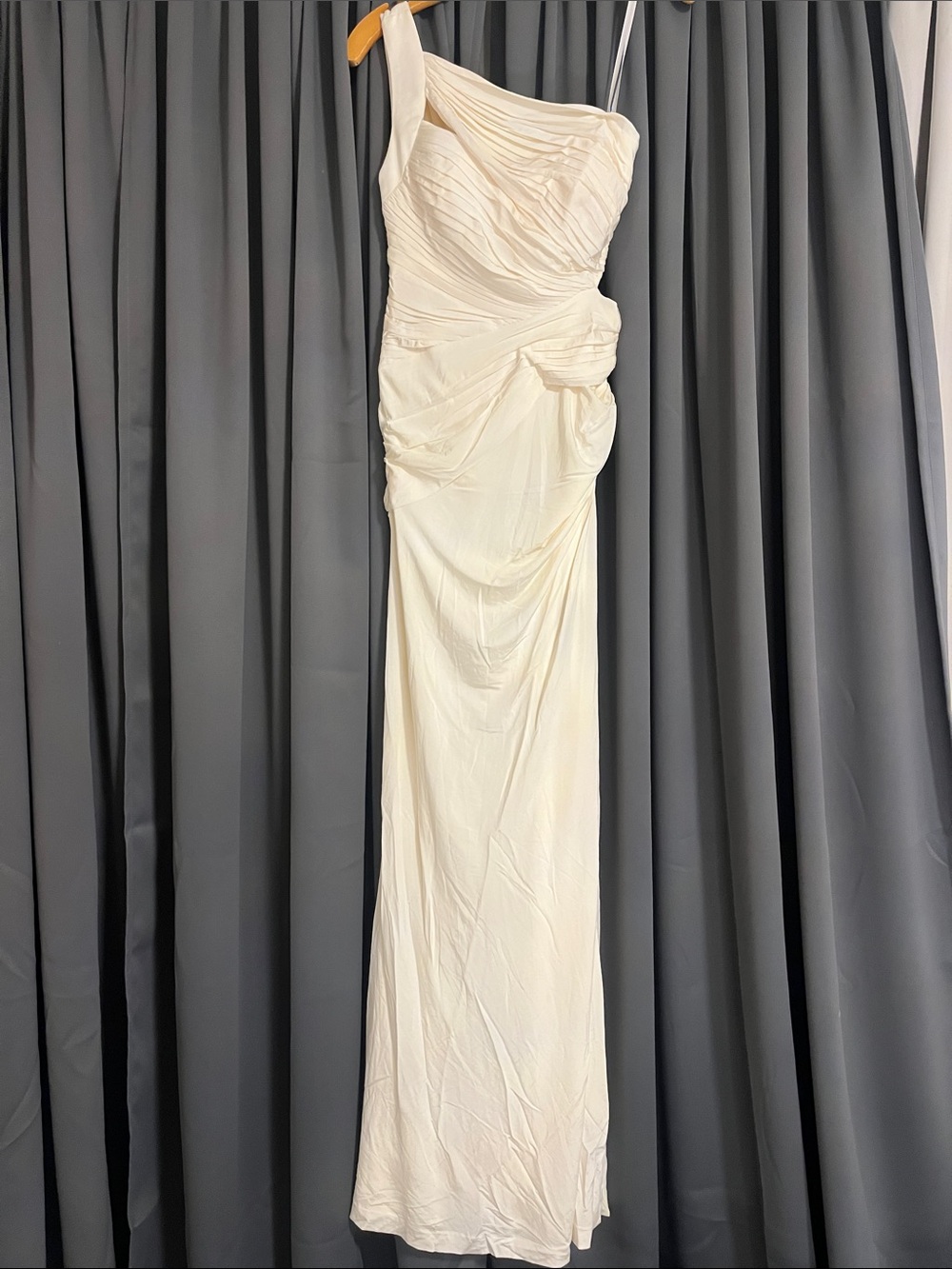 bebe One-Shoulder Cream Ruched Evening Gown